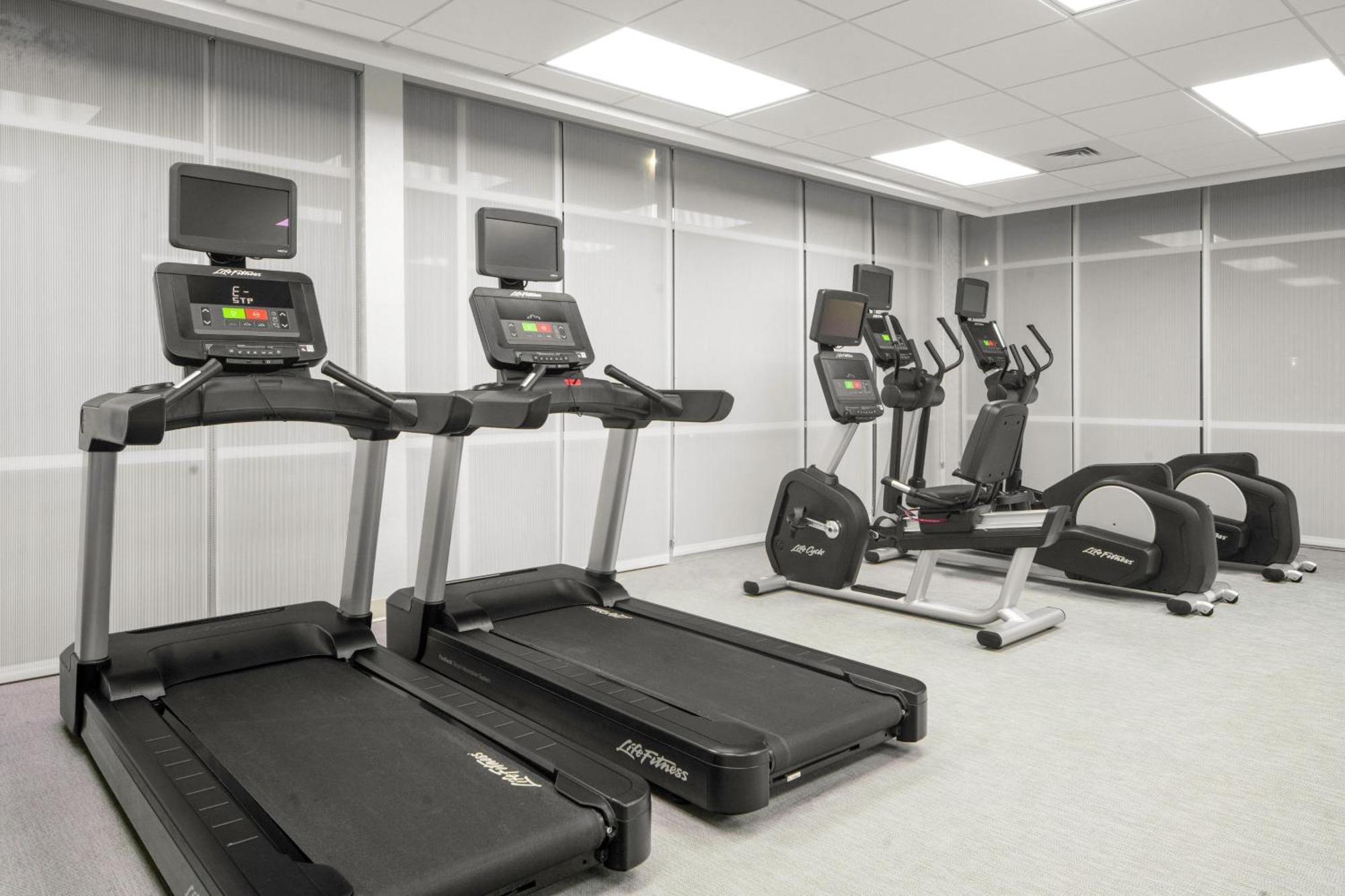 Springhill Suites By Marriott Raleigh אייפקס מראה חיצוני תמונה