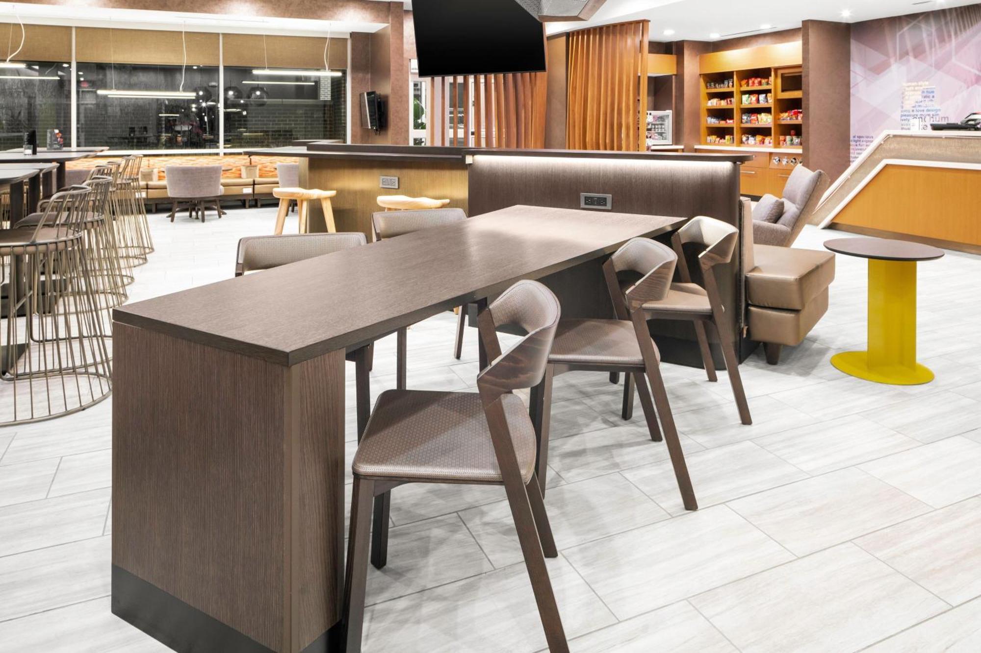 Springhill Suites By Marriott Raleigh אייפקס מראה חיצוני תמונה